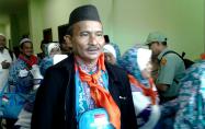 MAT Adi Bin Hasan, Ketua Rombongan Delapan Calon Jemaah Haji Kloter 11, Desa Pagarawan Pal9 Kecamatan Baturusa, Kabupaten Bangka, Provinsi Kep. Babel, Saat berada dikantor Kakanwil Kemenag Babel